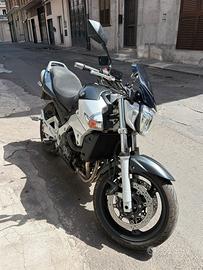 Suzuki gsr 600 37.000 km 1900 euro