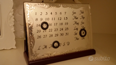 Calendario in argento