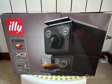 Macchinetta caffè Illy x3 NUOVA-trattabile