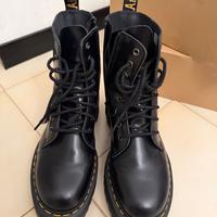 Anfibi Dr Martens Jadon platform neri