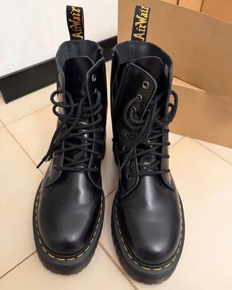 Anfibi Dr Martens Jadon platform neri