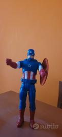 Hasbro Capitan America con scudo 