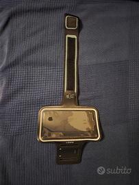 Fascia smartphone running Aukey