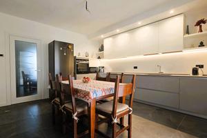 PORZIONE DI BIFAMILIARE A BORGO VIRGILIO