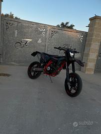 beta 125 motard