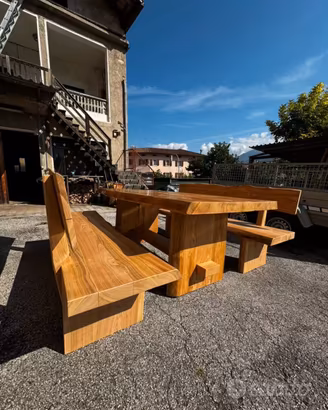 Panche e Tavola in legno di ciliegio
