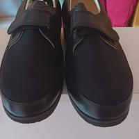 SCARPE DONNA N.35 NERE NUOVE