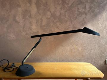 Lampada da Tavolo Vintage OLUCE Mod. Lester