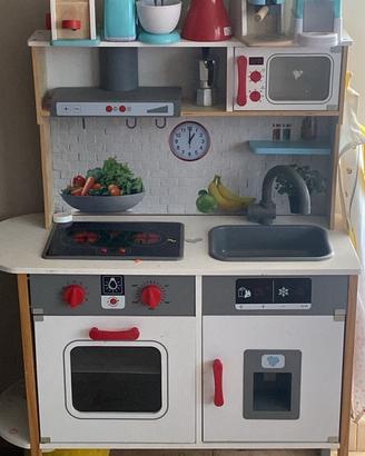 Cucina giocattolo