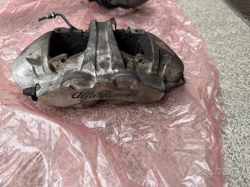 Pinze freno anteriore Brembo 330 Stelvio