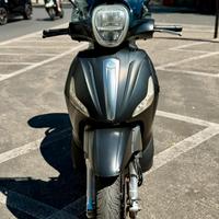 Beverly 350 touring sport i.e ABS 2017
