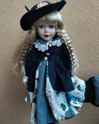 bambola in porcellana vintage da collezione 