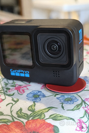 gopro 11 black CON 3 batt e accessori