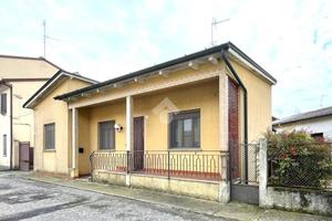 CASA INDIPENDENTE A VESCOVATO