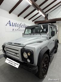 Land Rover Defender 90 2.4 TD4 Station Wagon S N1