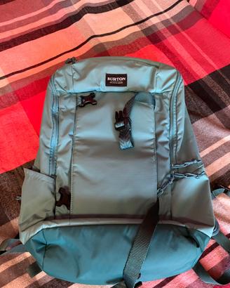 Zaino Burton verde e zaino eastpak grigio