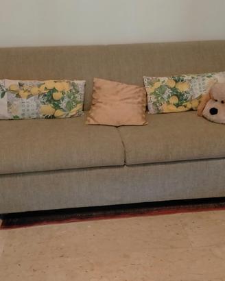 Mobili per arredo casa
