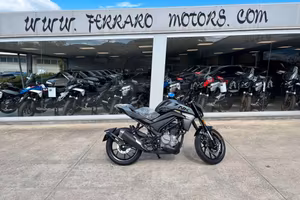 Cf Moto 300NK Nuovo Pronto consegna Tua a solo 37 