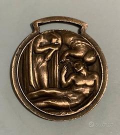 Medaglie grande guerra distintivo orfano