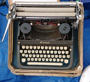 Everest macchina da scrivere d'epoca anni '30/'60