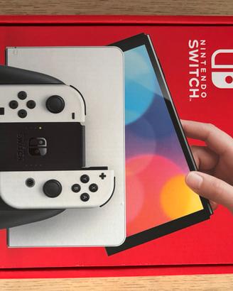 Nintendo Switch Oled + Giochi