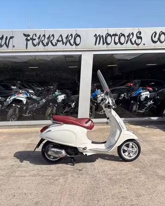 Vespa 150 Primavera 2015 / KM 45.000 Tua a solo 25