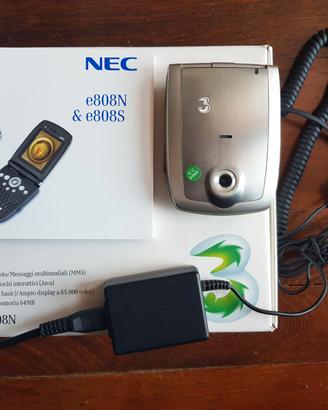 Telefono cellulareNEC e808N & e808S,
