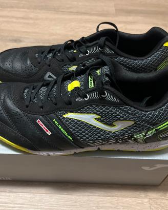 SCARPE CALCETTO
