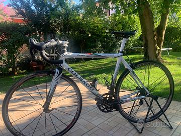 Colnago EPS  cambio Camagnolo 11 v