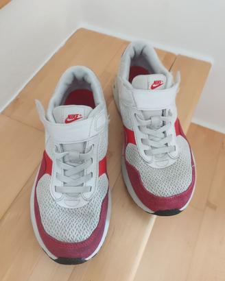 Scarpa nike bambini taglia 35