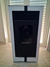 stufa pellett 12kw KARMEK ONE