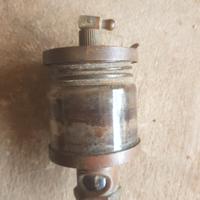 antico oliatore motore