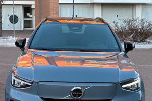 Volvo XC40 MY23 pure electric