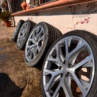 Kit 4 cerchi in lega 17’’ 5x100 ec
