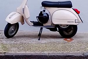 Piaggio Vespa 200 PX - 1982