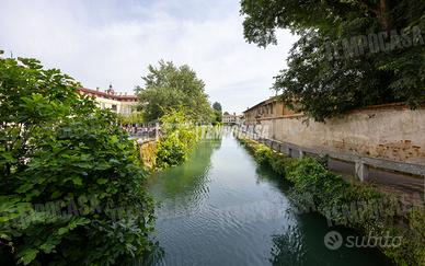 Un angolo di storia e serenità sull'Alzaia Martesa
