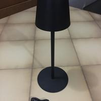 Lampada da terra o tavolo modulabile