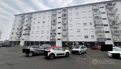 Immobile in asta di 97 m² con 4 locali a Venaria R