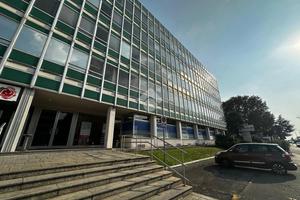 UFFICIO A TREZZANO SUL NAVIGLIO