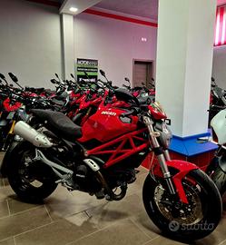 Ducati Monster 696 KM 10000 PARI A NUOVO