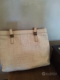 borsa in pelle marca Coccinelle