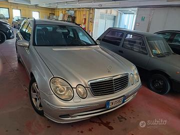 RICAMBI MERCEDES E 211 SW