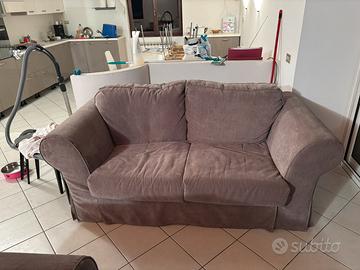 Divano 2 posti