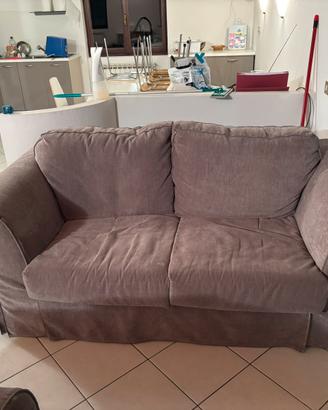 Divano 2 posti