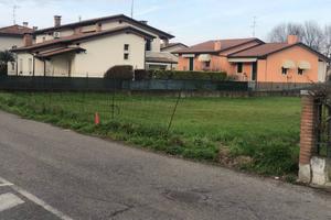 Terreno di 947 m² a Isola Rizza