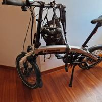 Bicicletta Kawasaki pieghevole elettrica