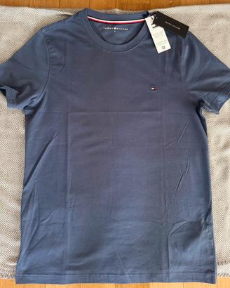Maglietta Tommy Hilfiger NUOVA color blu Taglia:L