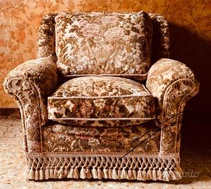 Modernariato Poltrona in velluto damascato anni 70