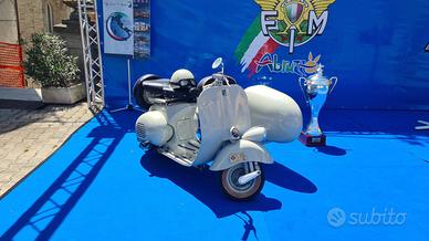 Vespa sidecar 125