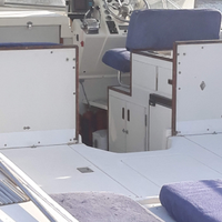 Imbarcazione a motore Bertram 28 Sport Convertible